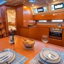 Soggiorno e cucina tipici durante la gita in barca in Turchia