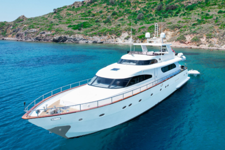 Julem 1 4 cabin 8 pax motor yacht for charters bodrum 4