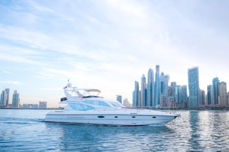 Sunshine 1: Dubai'de Saatlik Kiralık 70 Ft 28 Pax Lüks Kiralık Yat 2 Sunshine 1: Dubai'de saatlik kiralık 70 ft 28 kişilik lüks yat