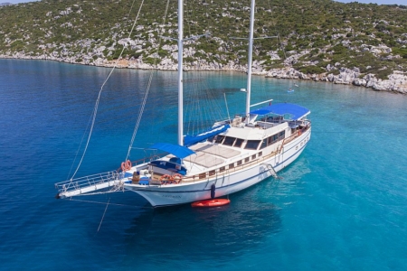 Gulet Segmen: 16 Pax Luxury Yacht For Charter 32 turkiya gulet yaxta segmen kiraye verilir