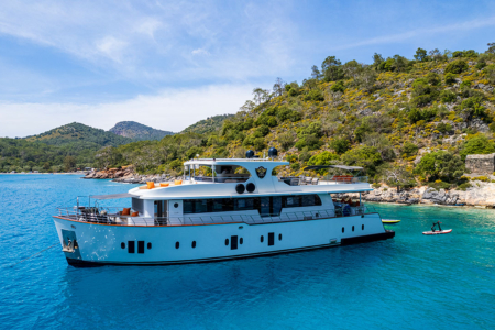Simay S: 5 Kabin 10 Kişi Lüks Trawler Motor Yat Kiralama Türkiye Fethiye 14 Simay s: 5 kabin 10 kişilik lüks trawler motor yat kiralama türkiye fethiye