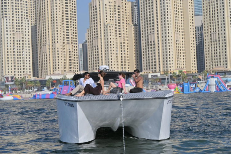 Hourly Yacht for Rent in Dubai