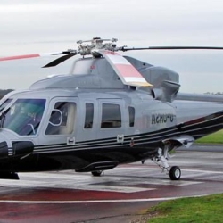 صور الطيران الرسمية من YachttoGO لطائرة Sikorsky S-76C++، وهي مروحية تنفيذية ذات محركين تتسع لثمانية ركاب تُستخدم في عمليات النقل المتميزة من إسطنبول إلى مراسي البوسفور والريفيرا التركية.