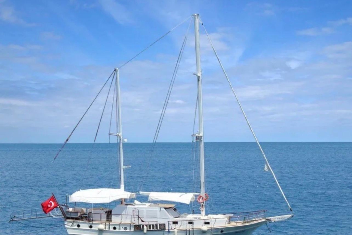 Perfect Life 18-meter classic gulet cruising in the tranquil bays of Gocek, Turkey