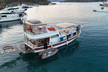 3 cabin 6 pax custom yacht gocek17 | yachttogo