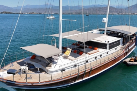 6 cabin 12 pax luxury gulet charter fethiye turkiye13 | yachttogo